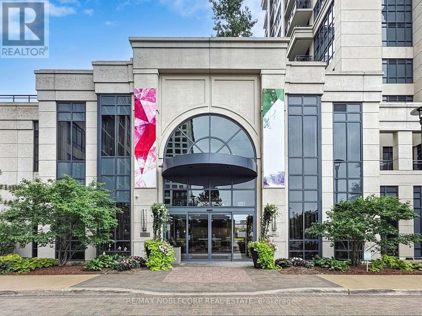 1929 - 2 Eva Road, Toronto (Etobicoke West Mall), Ontario  M9C 0A9 - Photo 2 - W12381227