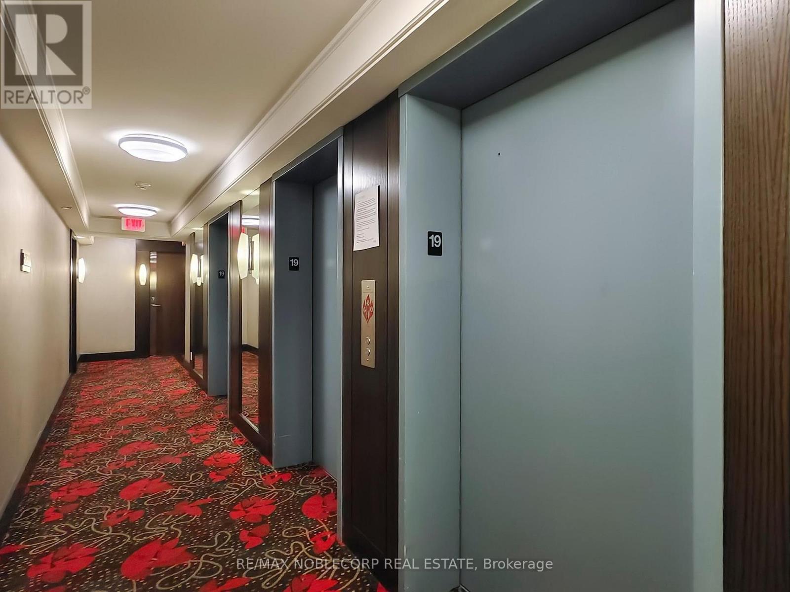 1929 - 2 Eva Road, Toronto (Etobicoke West Mall), Ontario  M9C 0A9 - Photo 8 - W12381227