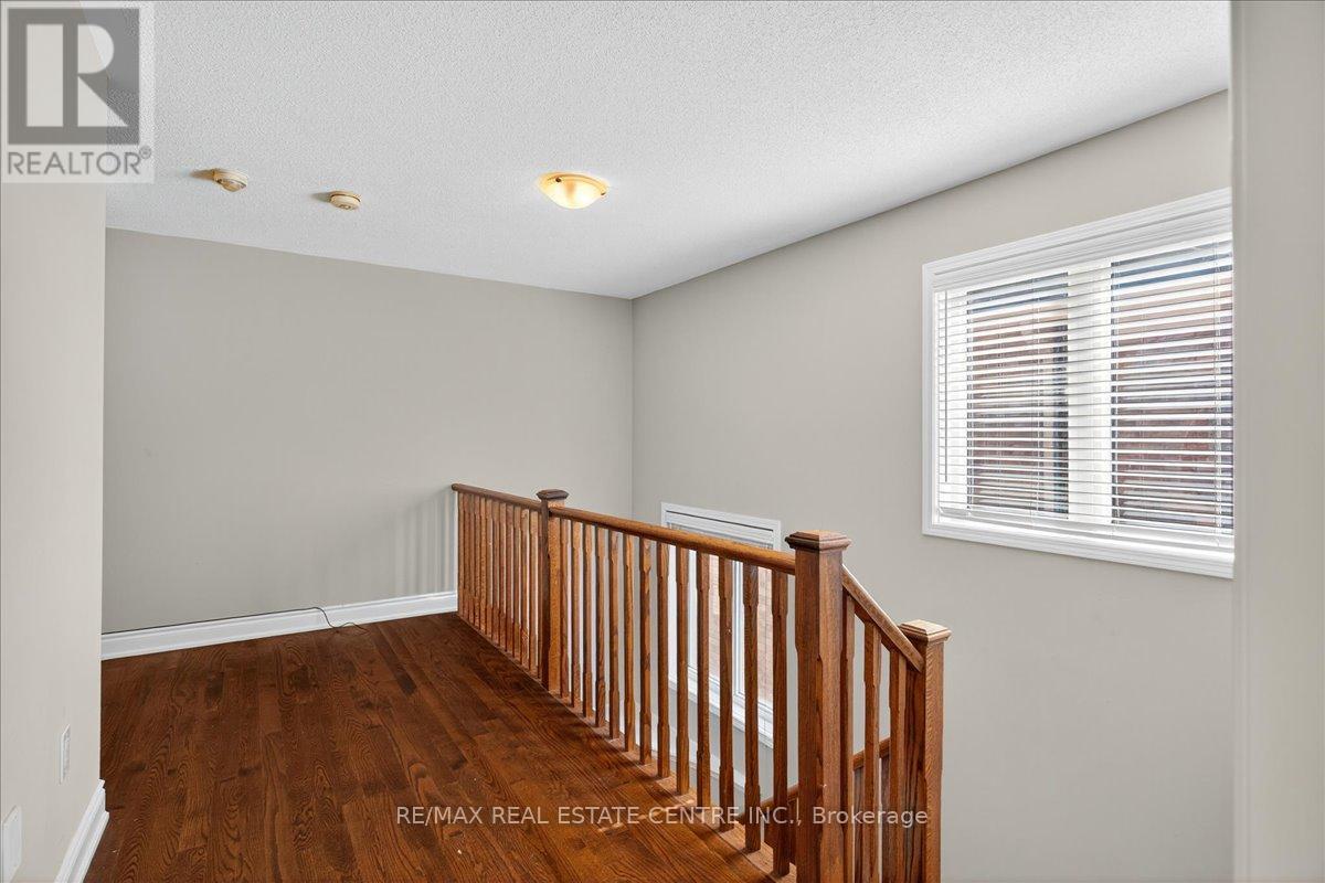 249 Hinton Terrace, Milton, Ontario  L9T 7K6 - Photo 23 - W12381257