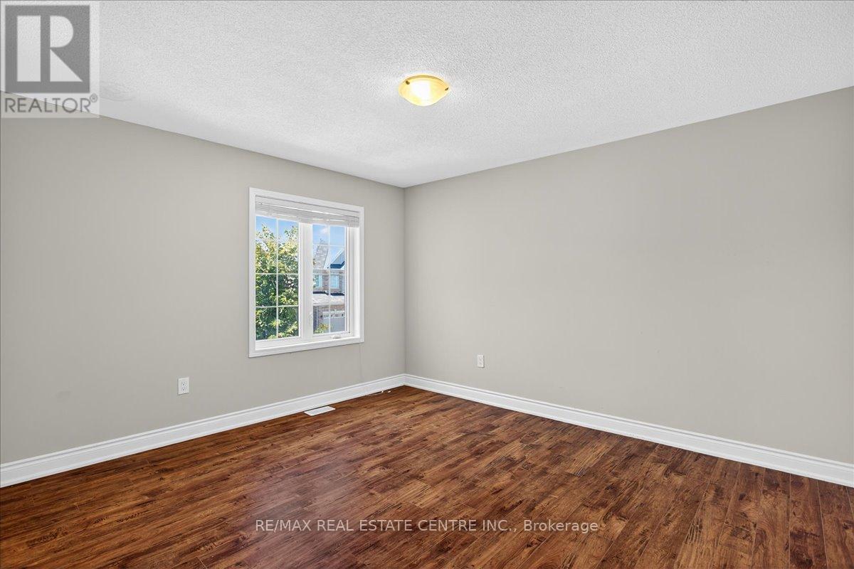 249 Hinton Terrace, Milton, Ontario  L9T 7K6 - Photo 26 - W12381257