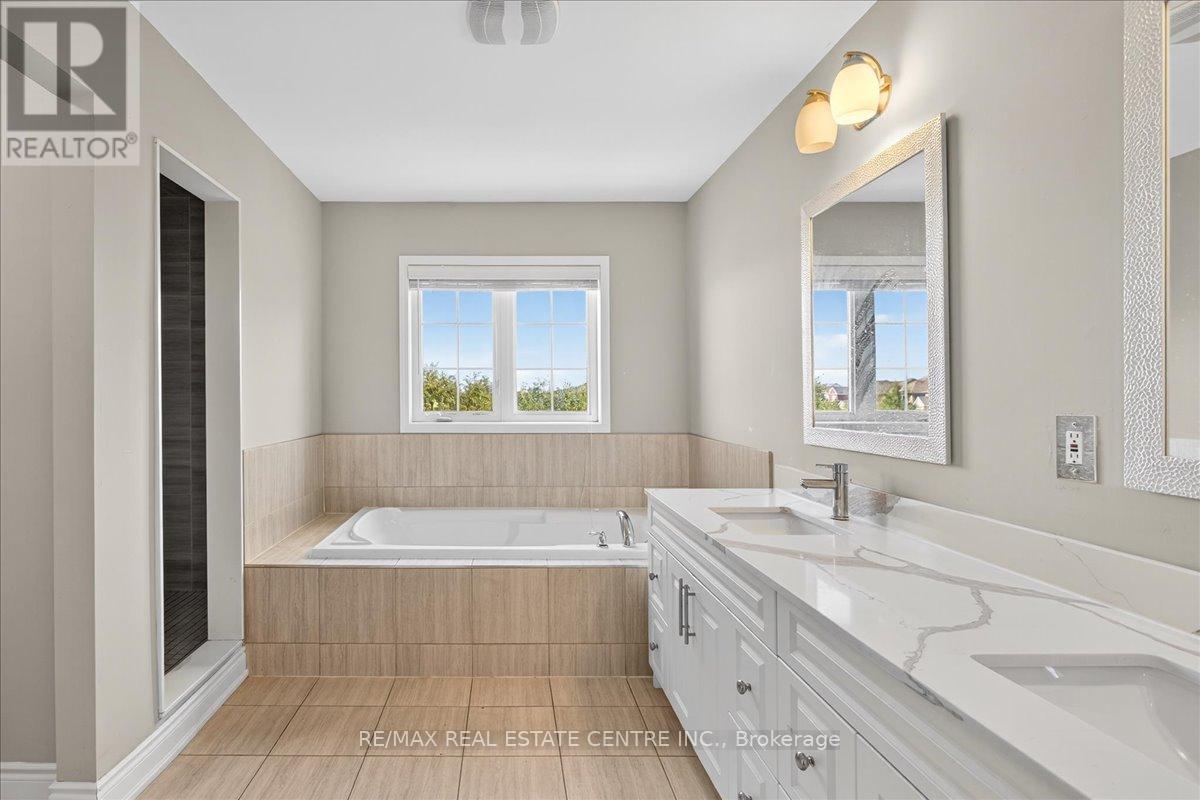249 Hinton Terrace, Milton, Ontario  L9T 7K6 - Photo 37 - W12381257