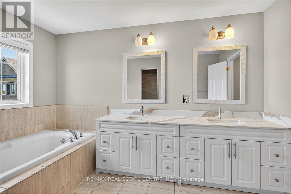 249 Hinton Terrace, Milton, Ontario  L9T 7K6 - Photo 39 - W12381257