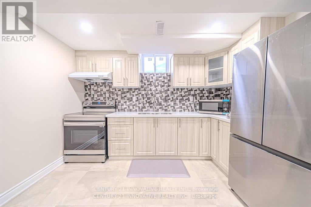 Bsmt - 3145 Countess Crescent, Mississauga, Ontario  L5M 0E2 - Photo 10 - W12381275