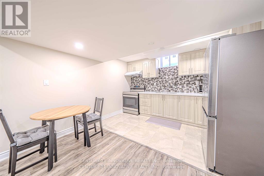 Bsmt - 3145 Countess Crescent, Mississauga, Ontario  L5M 0E2 - Photo 9 - W12381275
