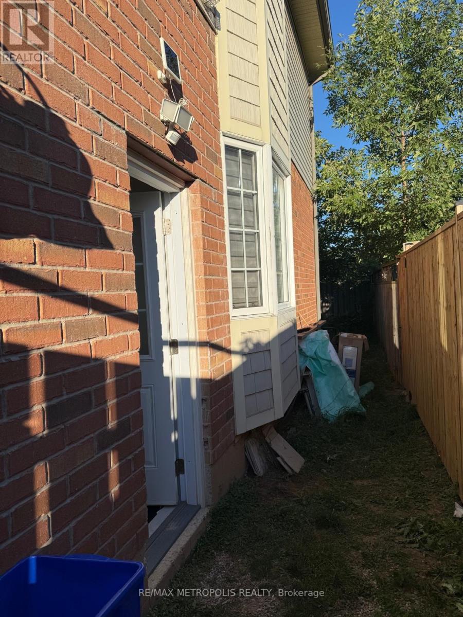 Bsmt - 28 Dartmouth Gate, Hamilton, Ontario  L8E 0B9 - Photo 10 - X12381099