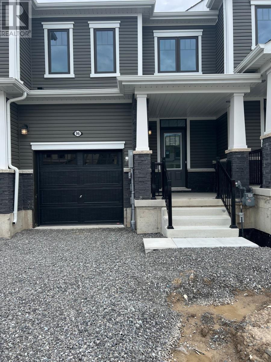 96 Selection Heights, Thorold, Ontario  L2V 0B7 - Photo 3 - X12381187
