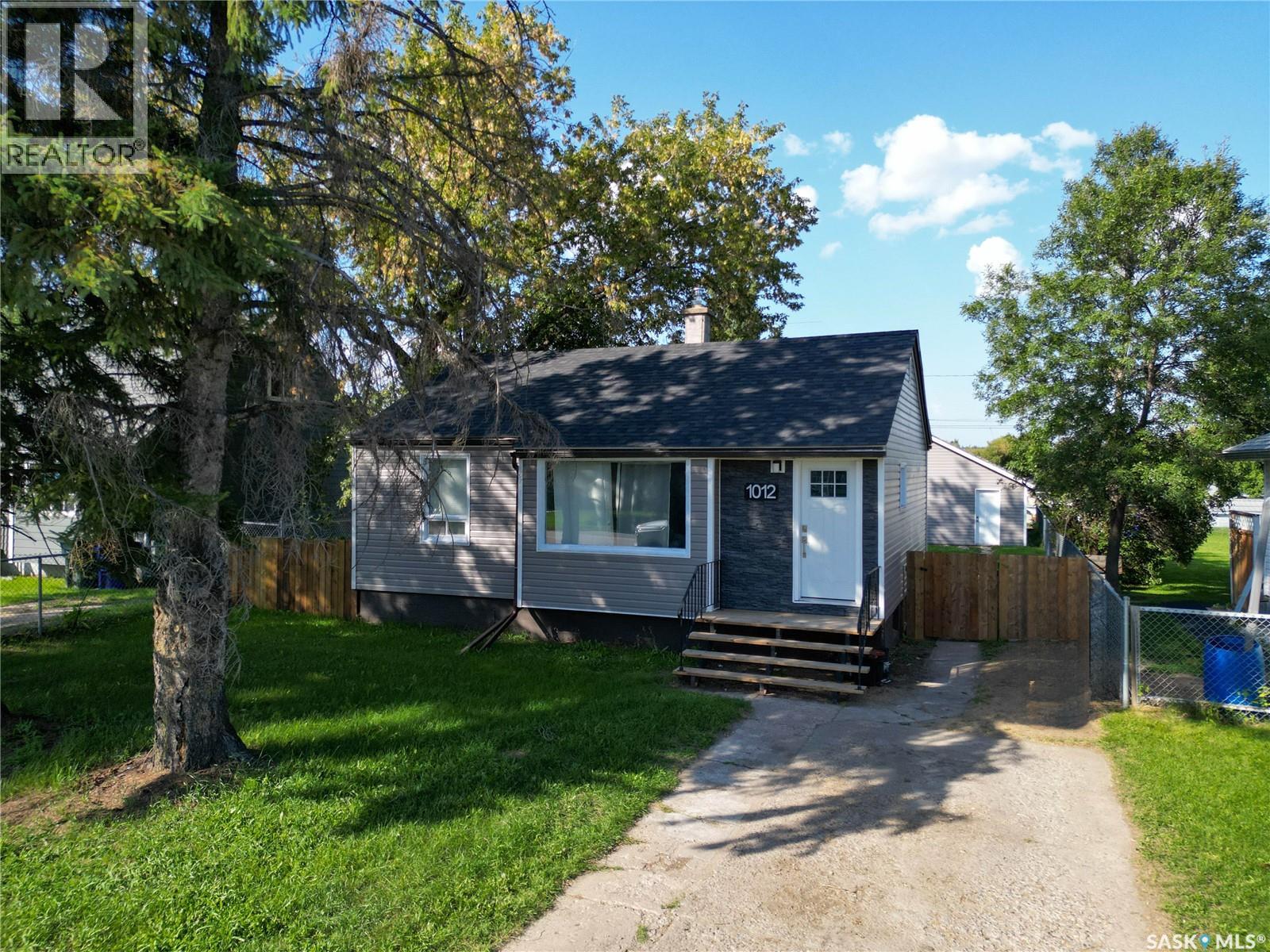 1012 4th STREET E, Prince Albert, Saskatchewan