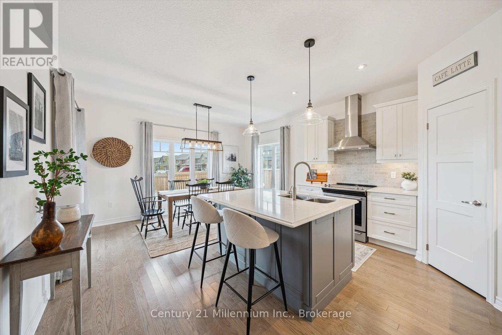 17 Bassett Street, Collingwood, Ontario  L9Y 3B7 - Photo 13 - S12381389