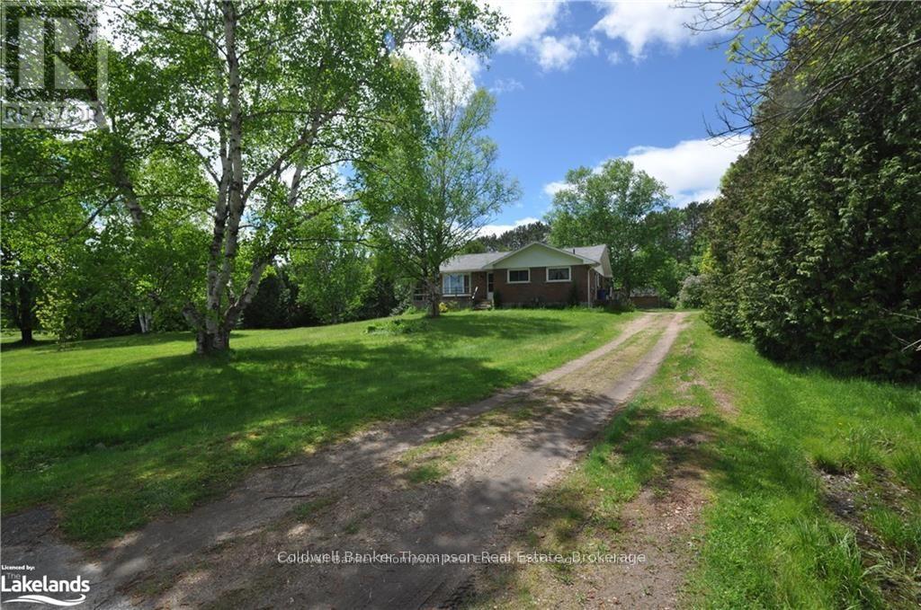 24 John Street, Sundridge, Ontario  P0A 1Z0 - Photo 6 - X12381387