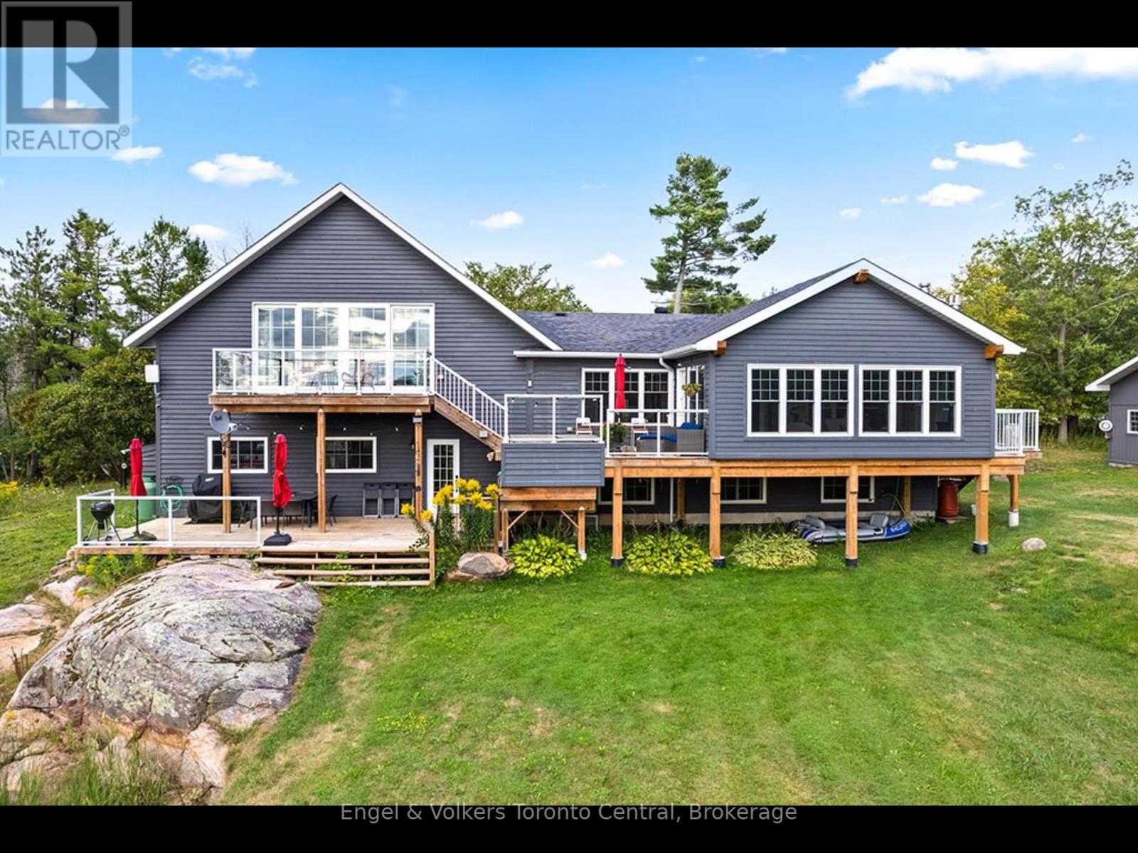 9 Osprey Way, Georgian Bay, Ontario  L0K 1S0 - Photo 4 - X12381413