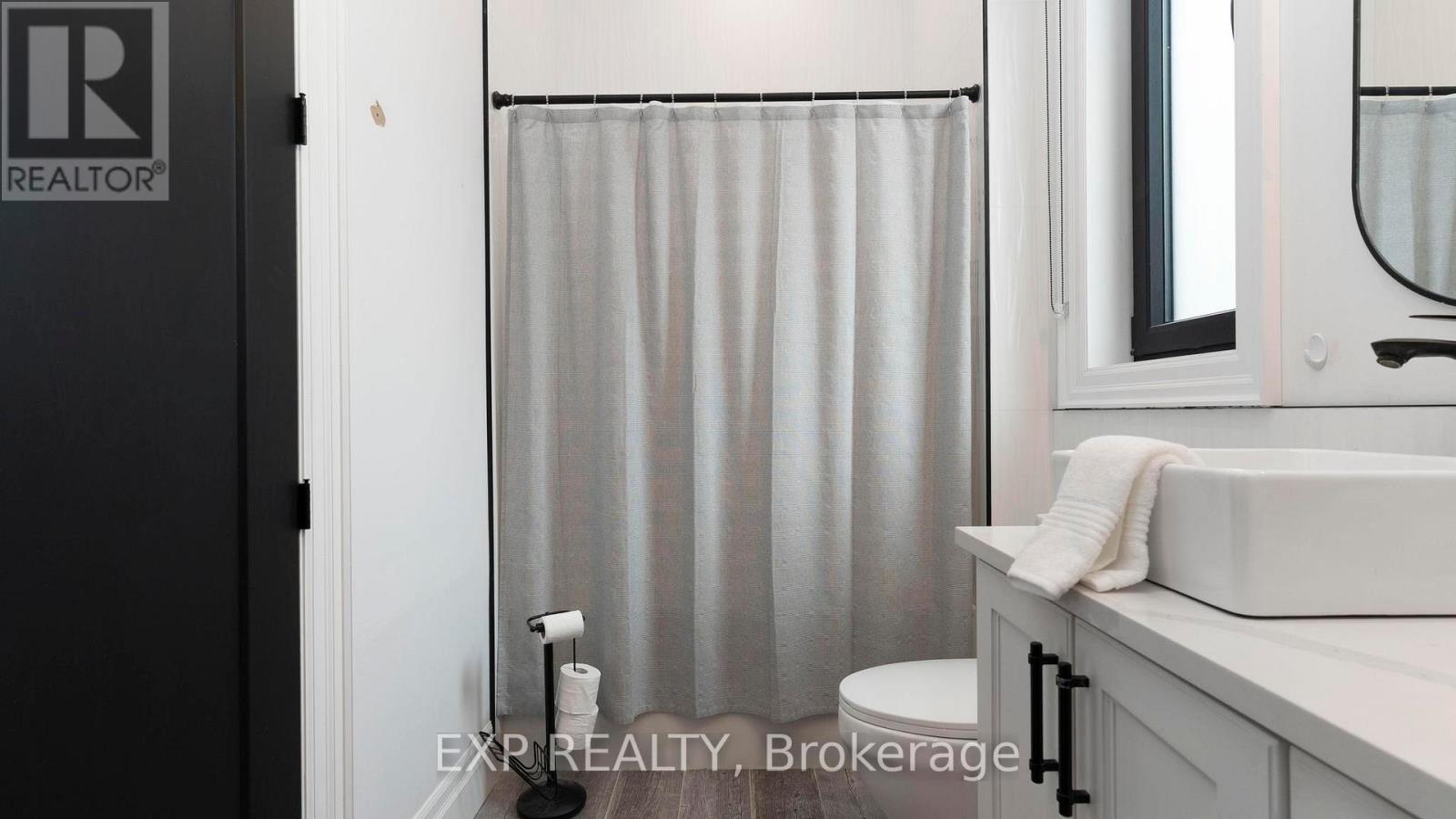 253 - 9861 Glendon Drive, Middlesex Centre, Ontario  N0L 1R0 - Photo 24 - X12381395