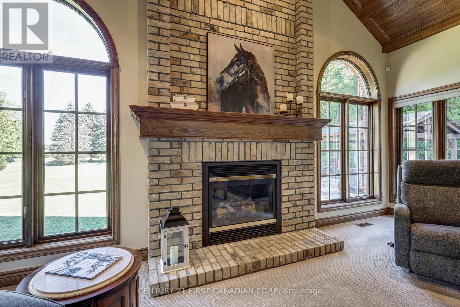 9430 Elviage Drive, London South (South B), Ontario  N6K 4N5 - Photo 10 - X12381494