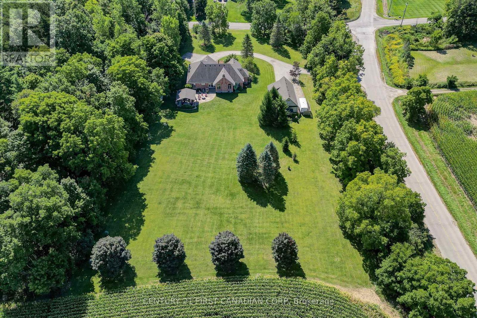 9430 Elviage Drive, London South (South B), Ontario  N6K 4N5 - Photo 3 - X12381494