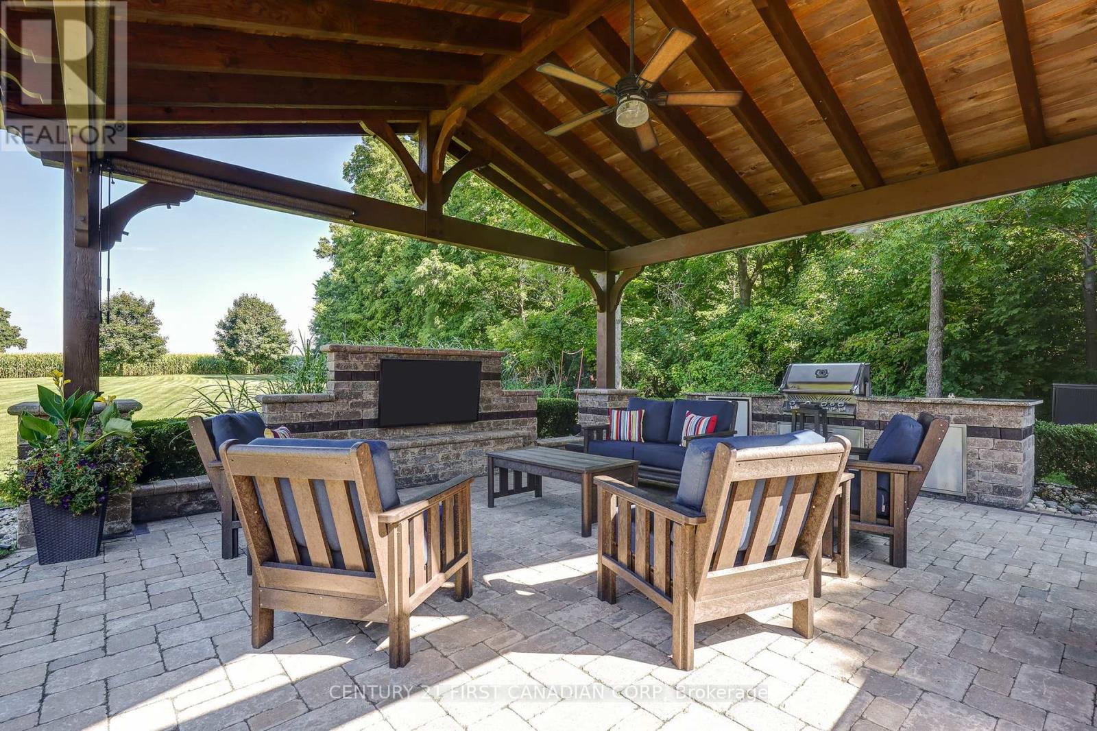 9430 Elviage Drive, London South (South B), Ontario  N6K 4N5 - Photo 36 - X12381494