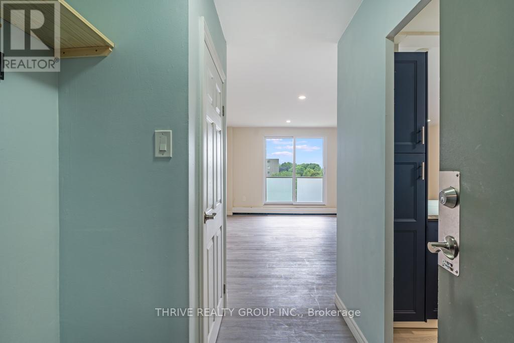 610 - 563 Mornington Avenue, London East, Ontario  N5Y 4T8 - Photo 8 - X12381521