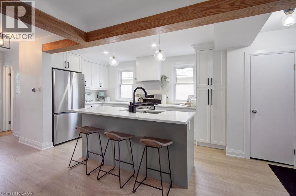 197 East 43rd Street, Hamilton, Ontario  L8T 3C3 - Photo 8 - 40766229