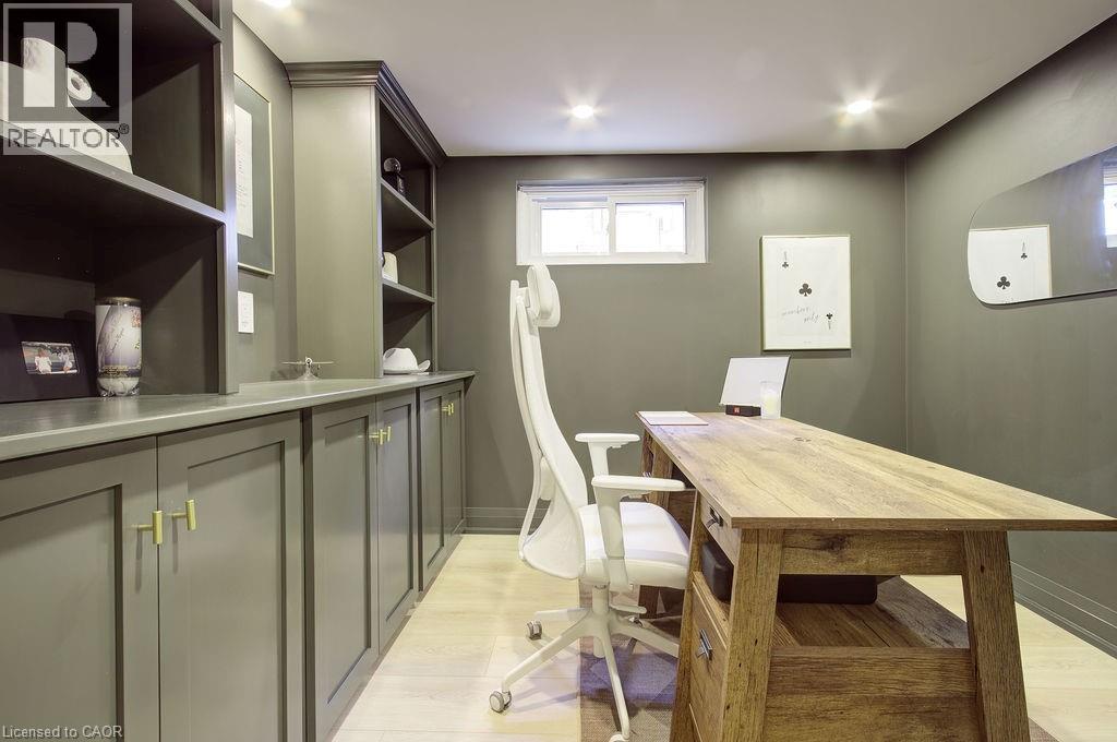 197 East 43rd Street, Hamilton, Ontario  L8T 3C3 - Photo 21 - 40766229