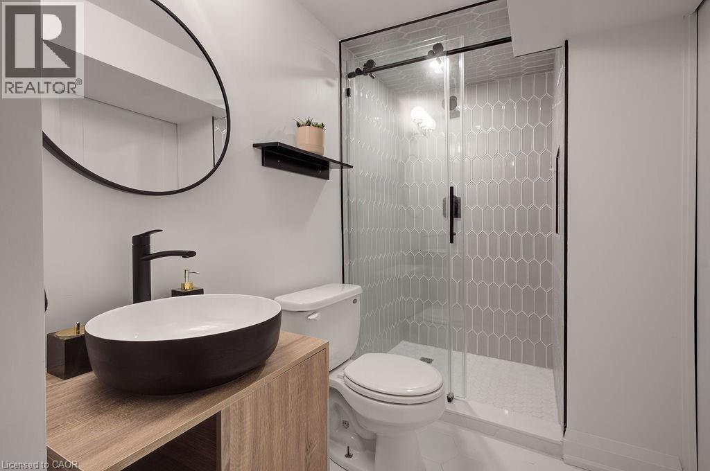 197 East 43rd Street, Hamilton, Ontario  L8T 3C3 - Photo 19 - 40766229