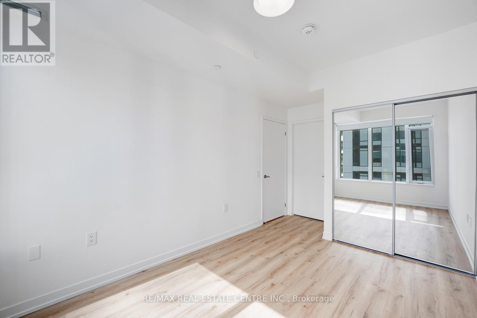 605 - 2485 Eglinton Avenue W, Mississauga, Ontario  L5M 2V8 - Photo 28 - W12375296