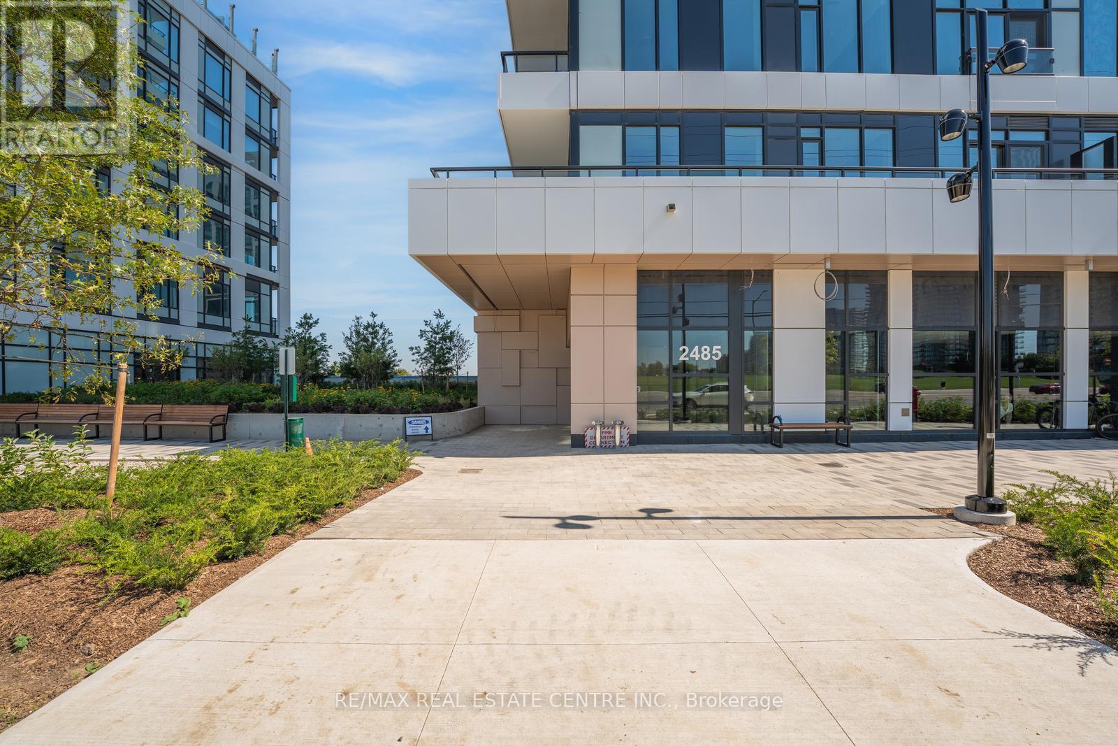 605 - 2485 Eglinton Avenue W, Mississauga, Ontario  L5M 2V8 - Photo 7 - W12375296