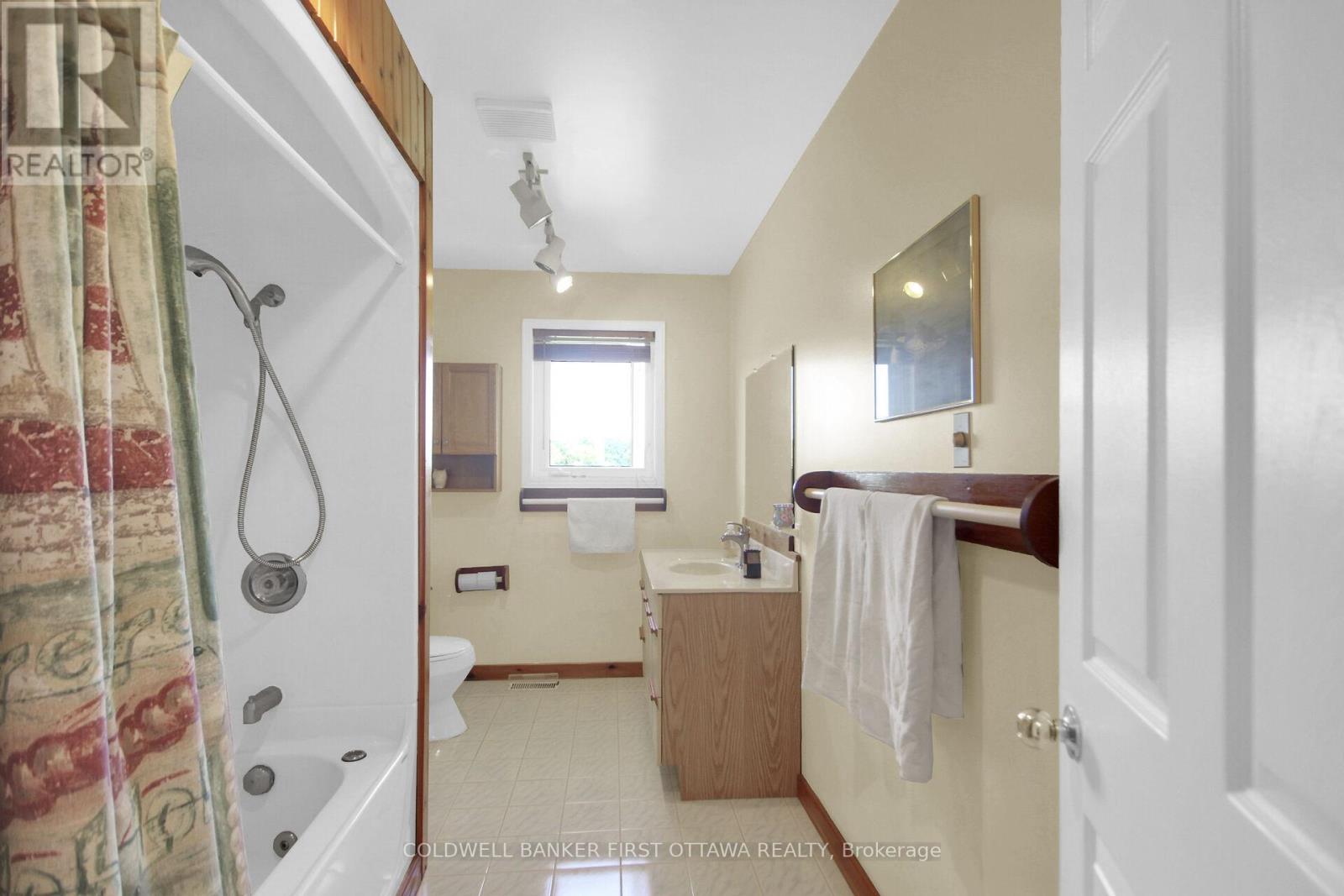 1887 River Road, Ottawa, Ontario  K4M 1B4 - Photo 15 - X12381434