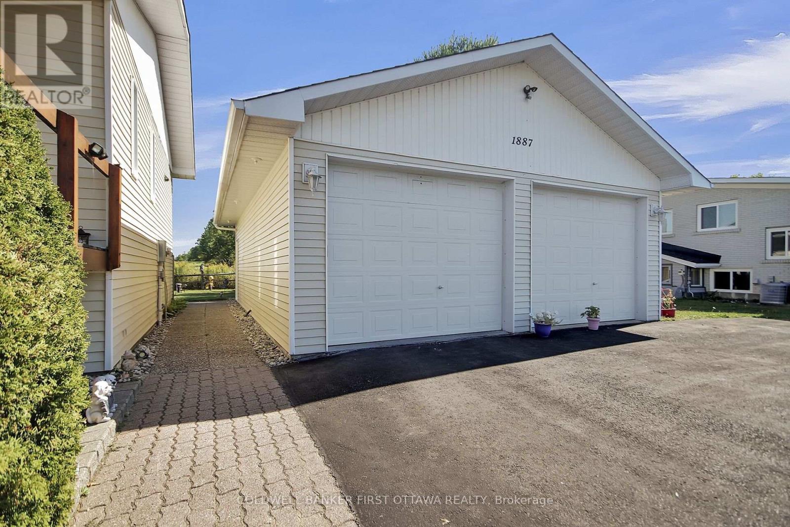1887 River Road, Ottawa, Ontario  K4M 1B4 - Photo 23 - X12381434