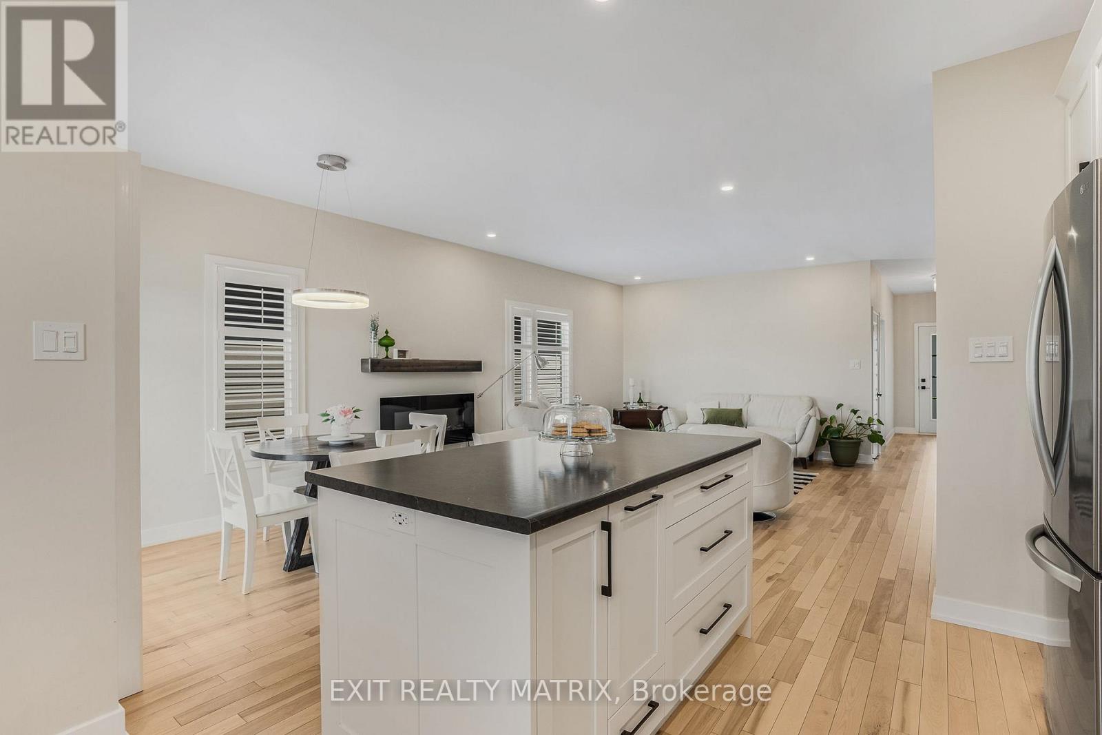 9 Sarah Street, Casselman, Ontario  K0A 1M0 - Photo 12 - X12381440