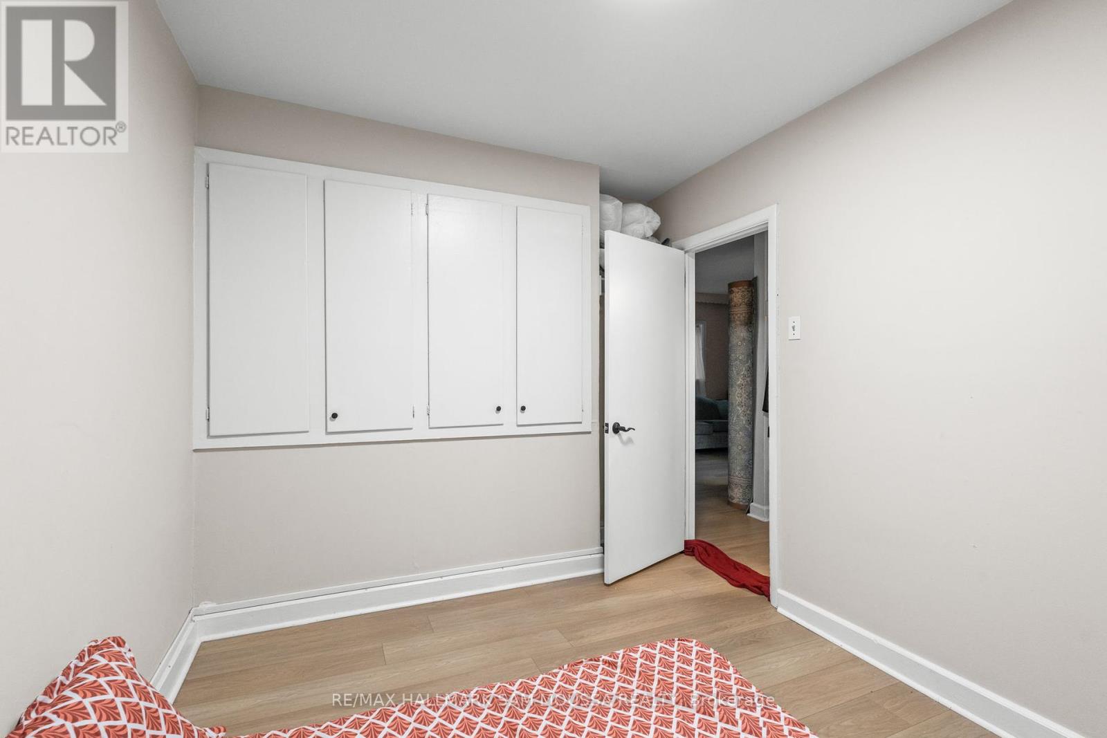 315 Waverley Street W, Ottawa, Ontario  K2P 0V9 - Photo 12 - X12381552