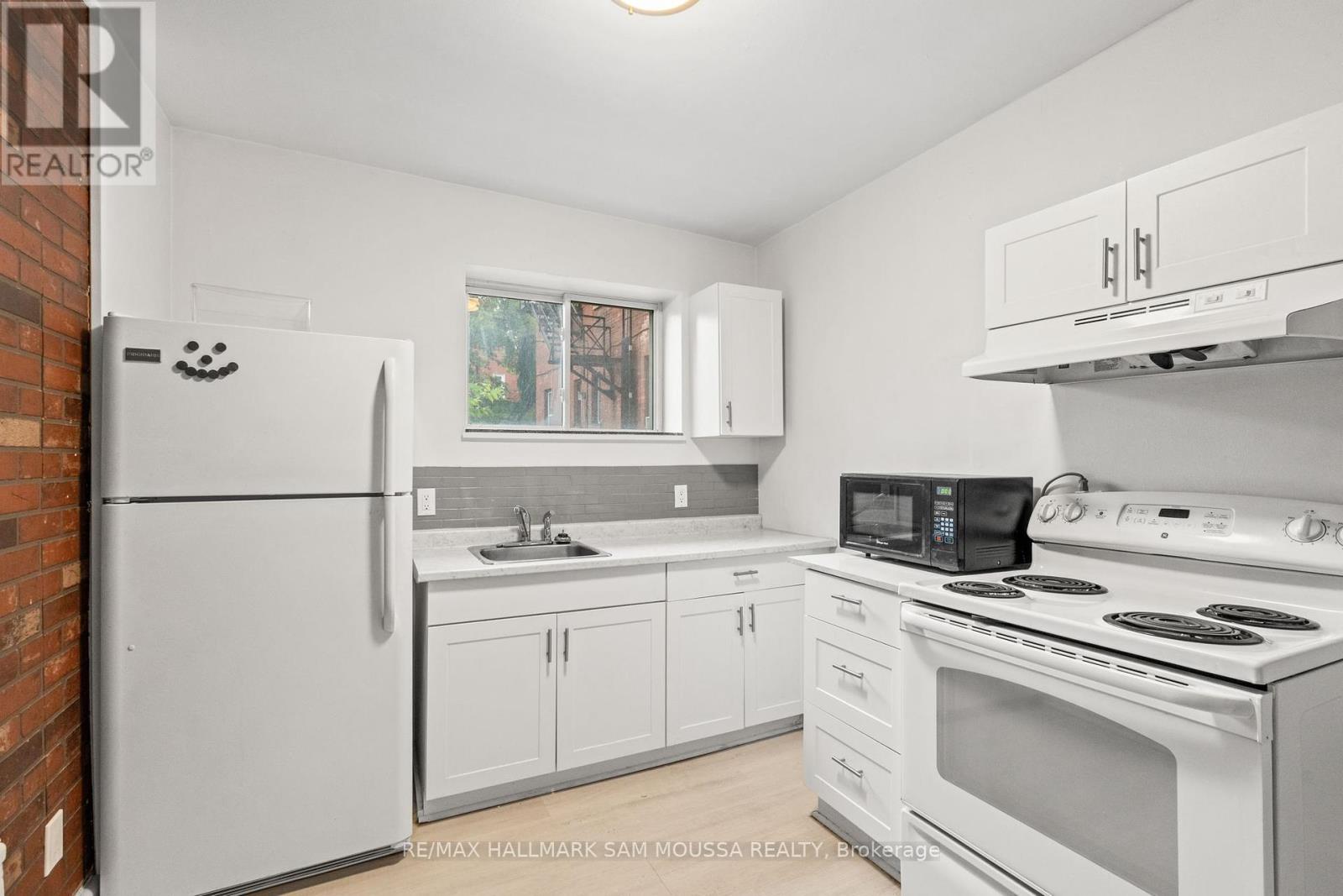 315 Waverley Street W, Ottawa, Ontario  K2P 0V9 - Photo 18 - X12381552