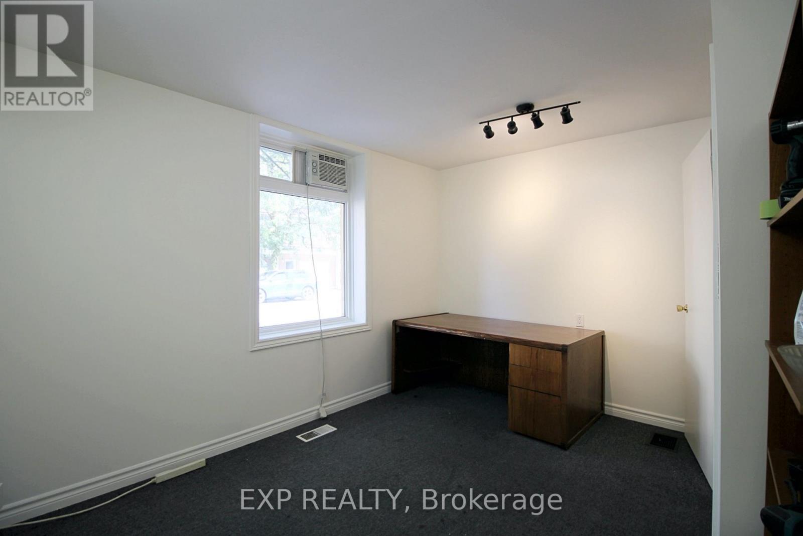 27 Market Square, Greater Napanee, Ontario  K7R 1J4 - Photo 7 - X12339085