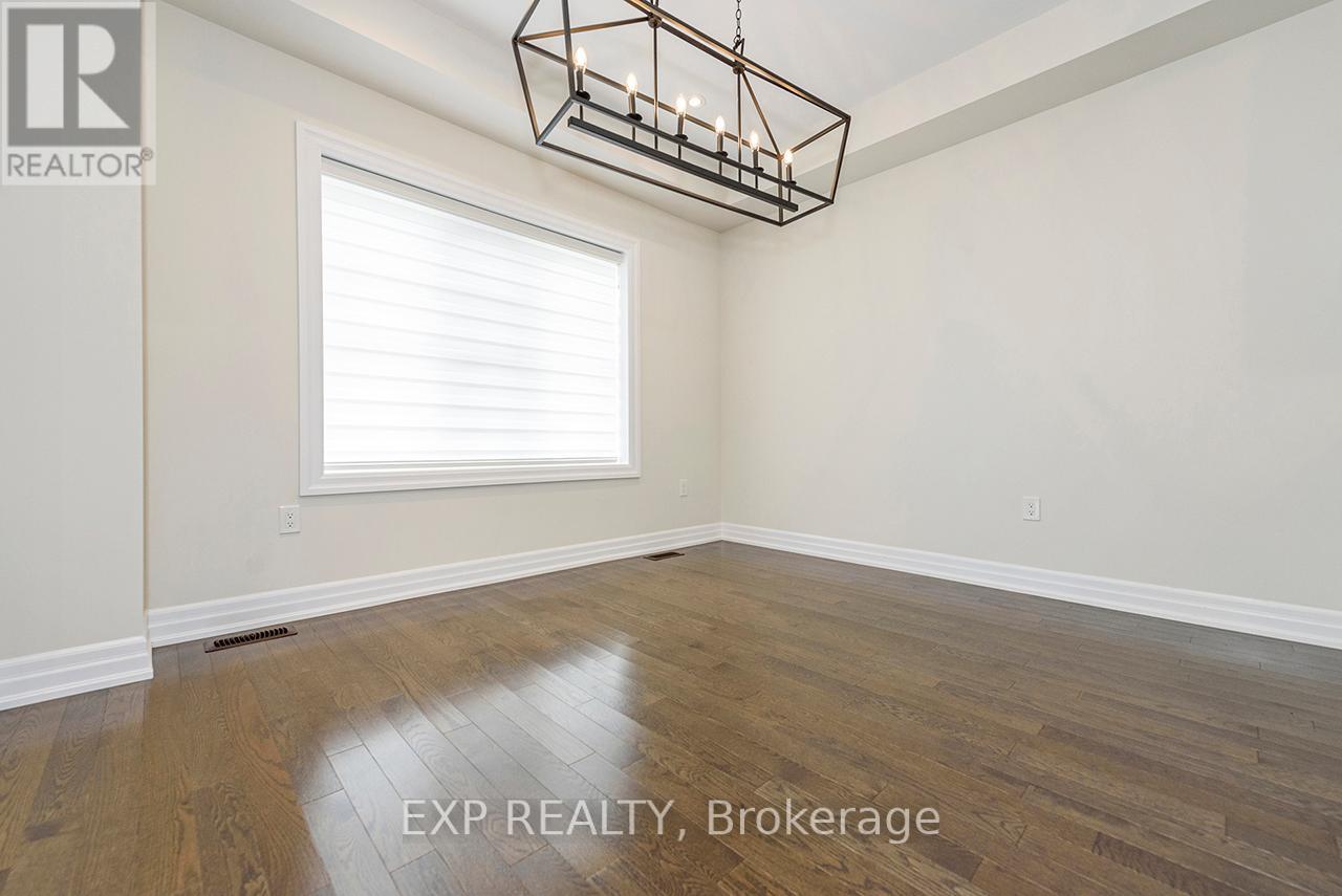 35 Windsor Circle, Niagara-On-The-Lake, Ontario  L7S 1J0 - Photo 17 - X12375776