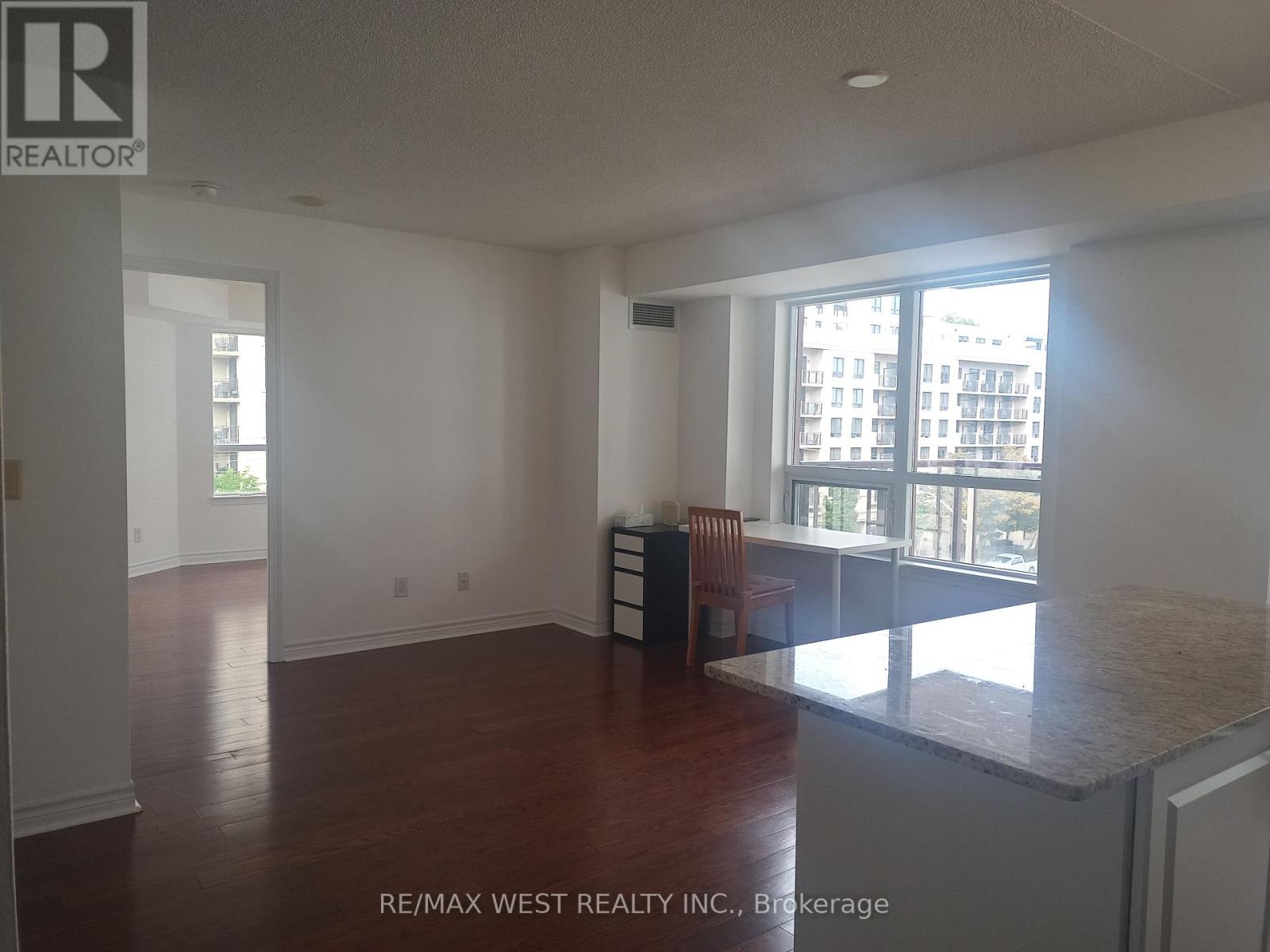 522 - 27 Rean Drive, Toronto (Bayview Village), Ontario  M2K 0A6 - Photo 10 - C12381285