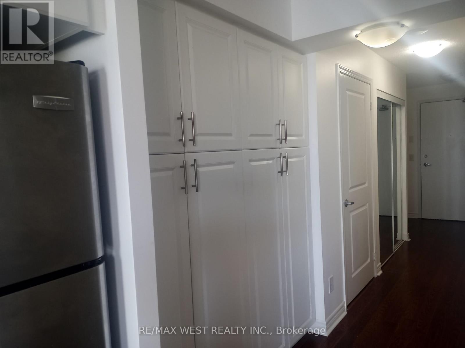 522 - 27 Rean Drive, Toronto (Bayview Village), Ontario  M2K 0A6 - Photo 4 - C12381285