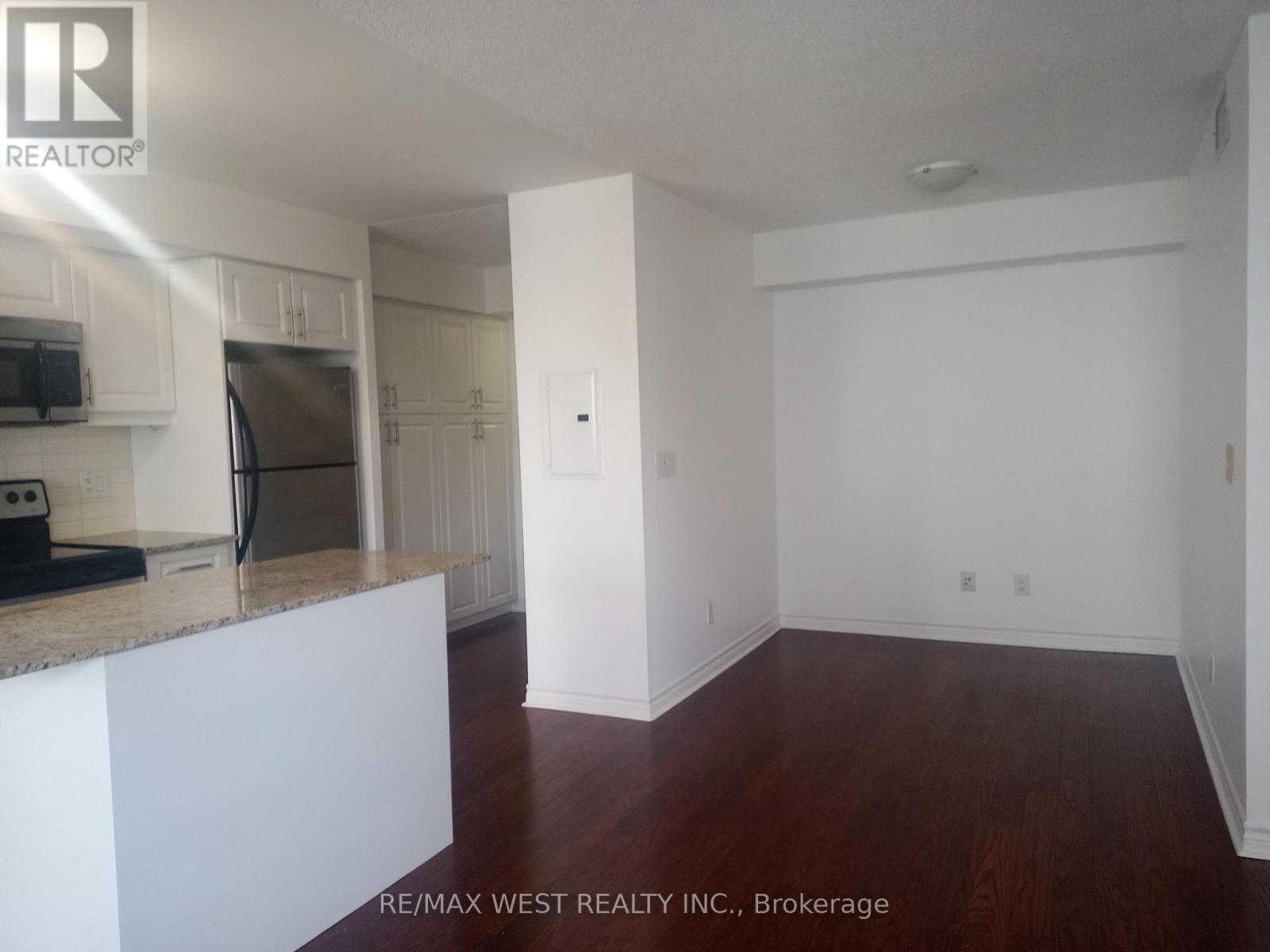 522 - 27 Rean Drive, Toronto (Bayview Village), Ontario  M2K 0A6 - Photo 7 - C12381285