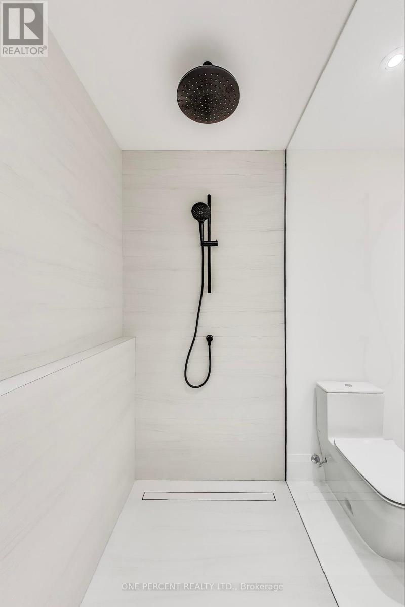 23 Mitchell Avenue, Toronto, Ontario  M6J 1C1 - Photo 23 - C12381364