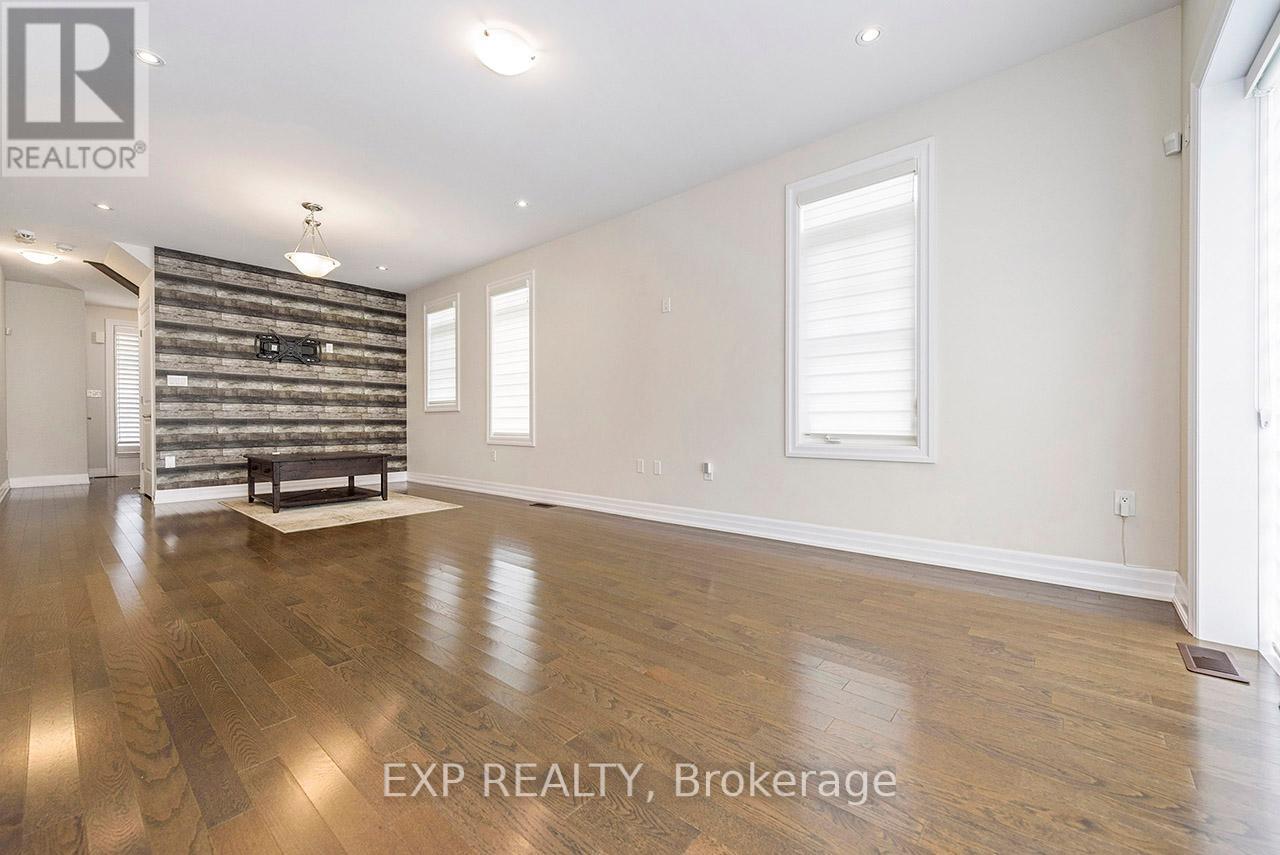 35 Windsor Circle, Niagara-On-The-Lake, Ontario  L7S 1J0 - Photo 11 - X12375776