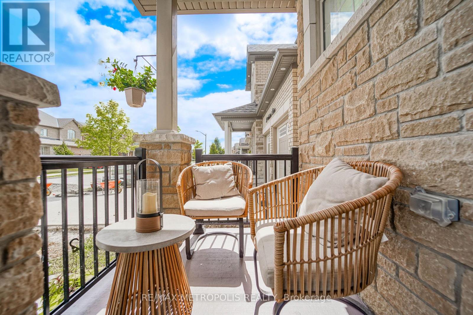 141 Auckland Drive, Whitby, Ontario  L1P 0J2 - Photo 12 - E12381284