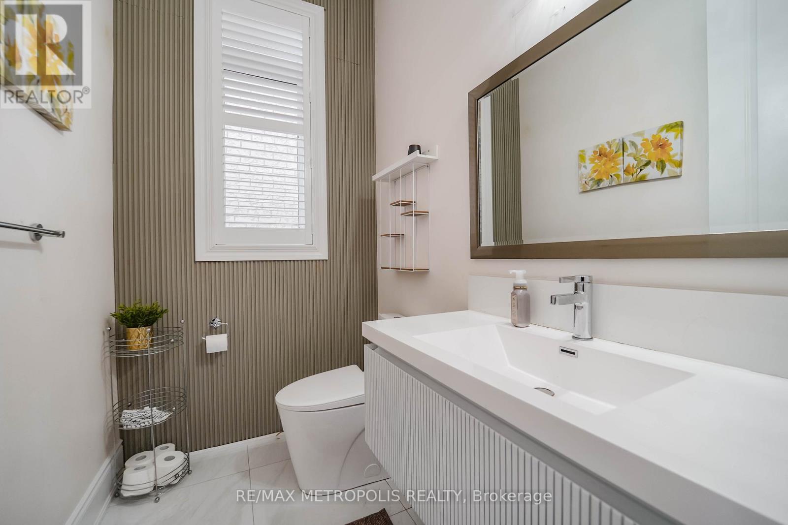 141 Auckland Drive, Whitby, Ontario  L1P 0J2 - Photo 14 - E12381284