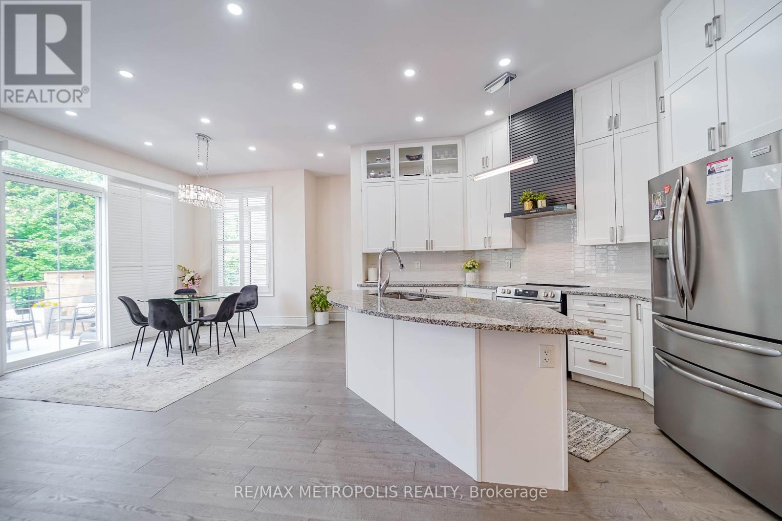 141 Auckland Drive, Whitby, Ontario  L1P 0J2 - Photo 21 - E12381284