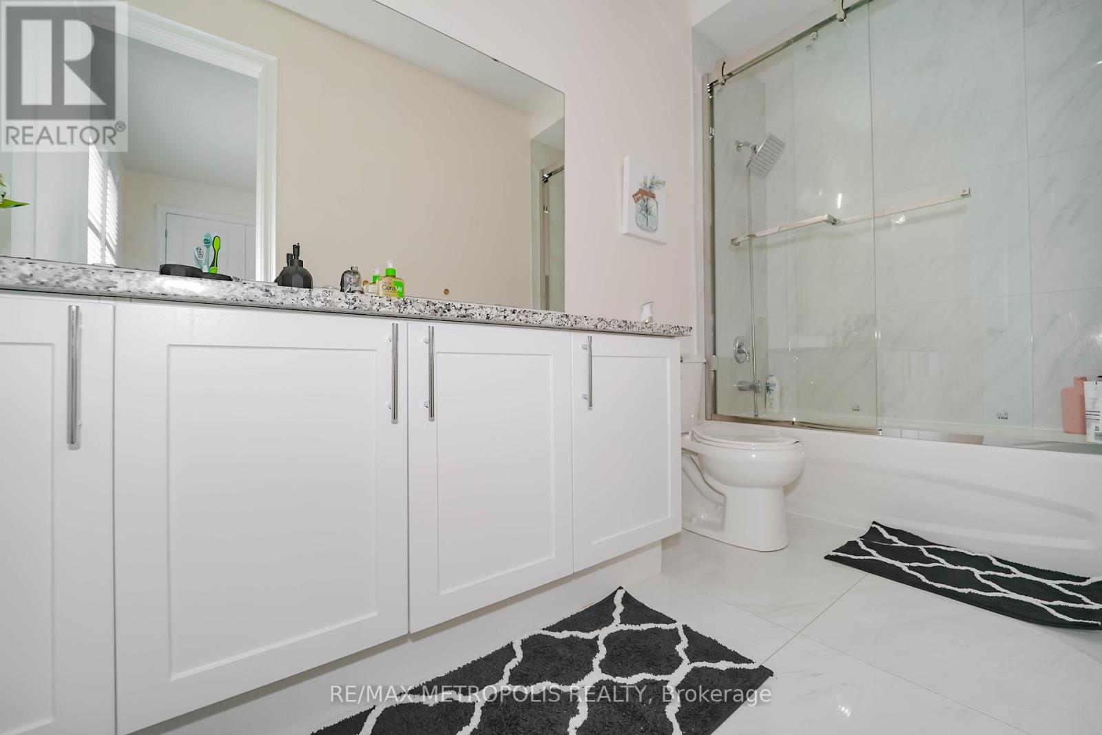 141 Auckland Drive, Whitby, Ontario  L1P 0J2 - Photo 26 - E12381284