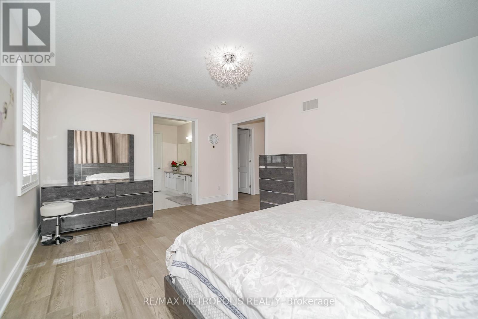 141 Auckland Drive, Whitby, Ontario  L1P 0J2 - Photo 36 - E12381284