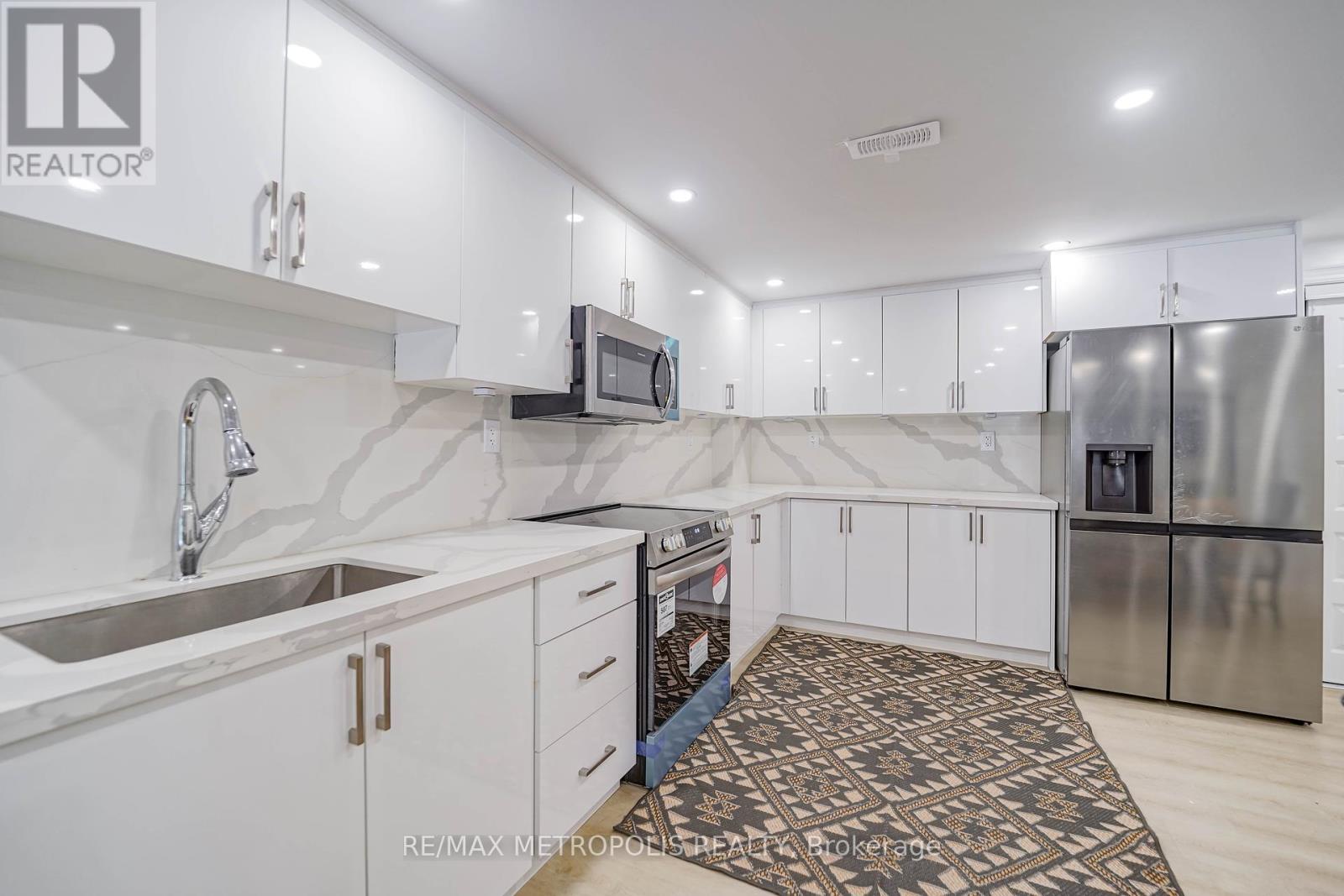 141 Auckland Drive, Whitby, Ontario  L1P 0J2 - Photo 45 - E12381284