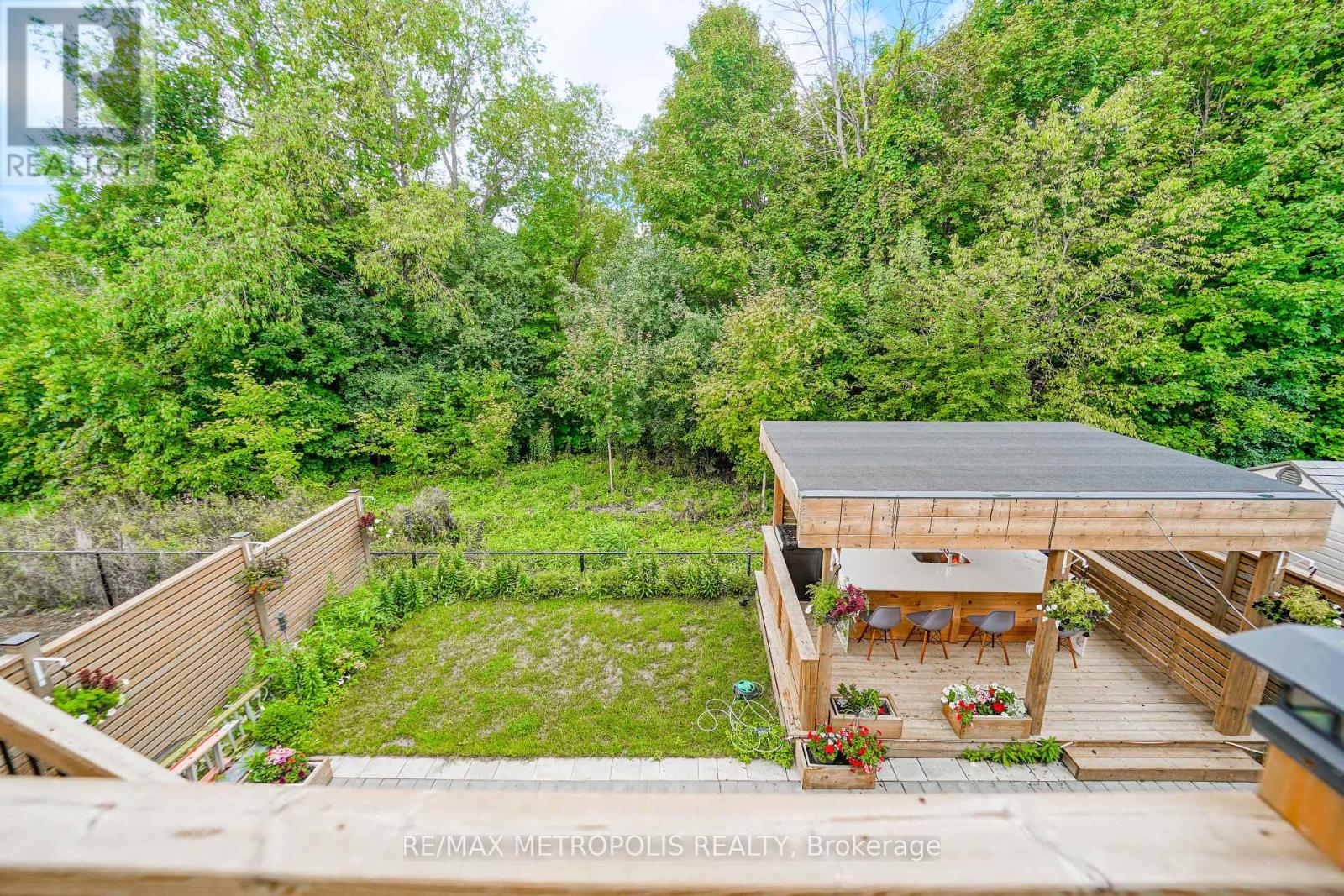 141 Auckland Drive, Whitby, Ontario  L1P 0J2 - Photo 8 - E12381284