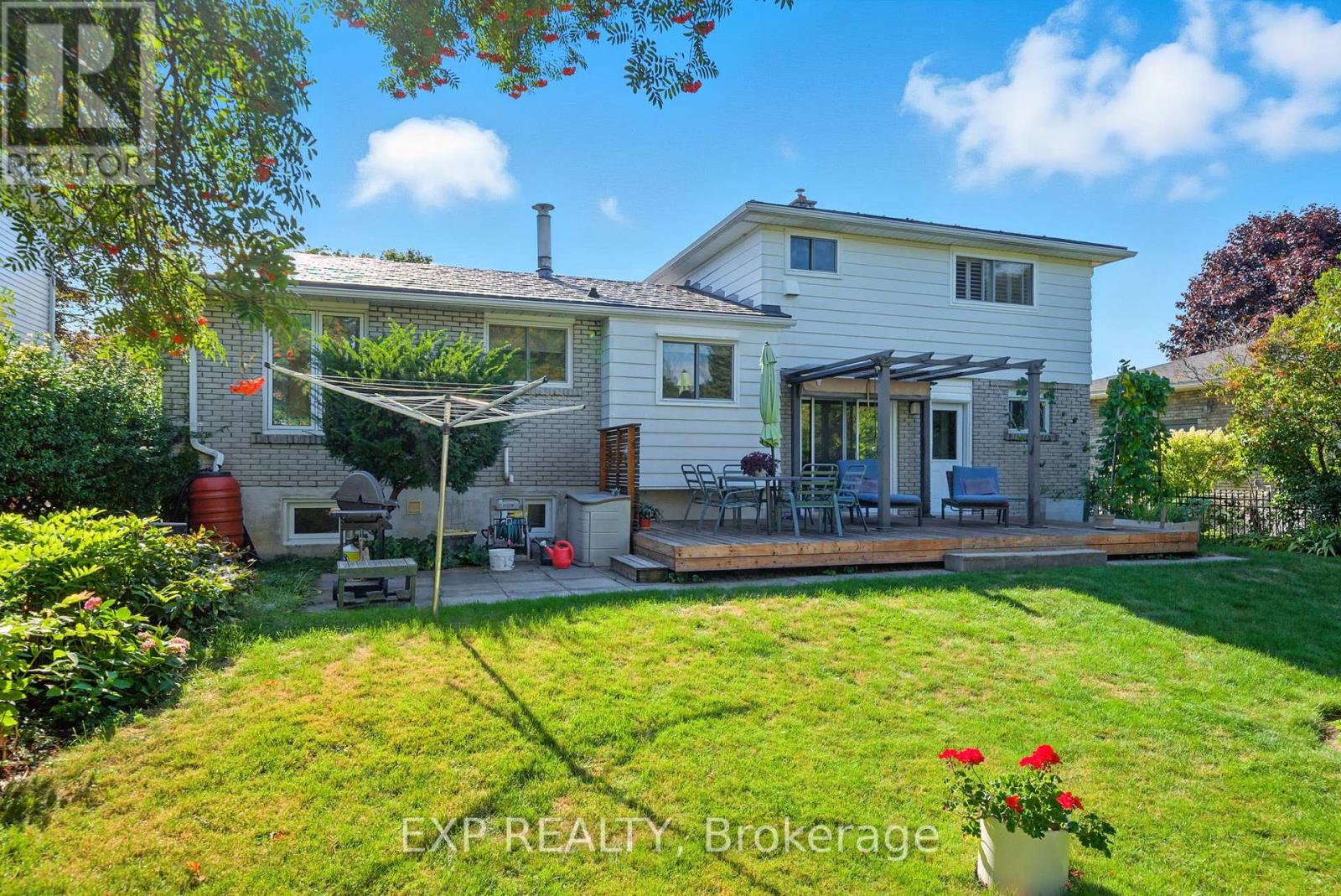52 Bayview Crescent, Cobourg, Ontario  K9A 4C6 - Photo 33 - X12381397