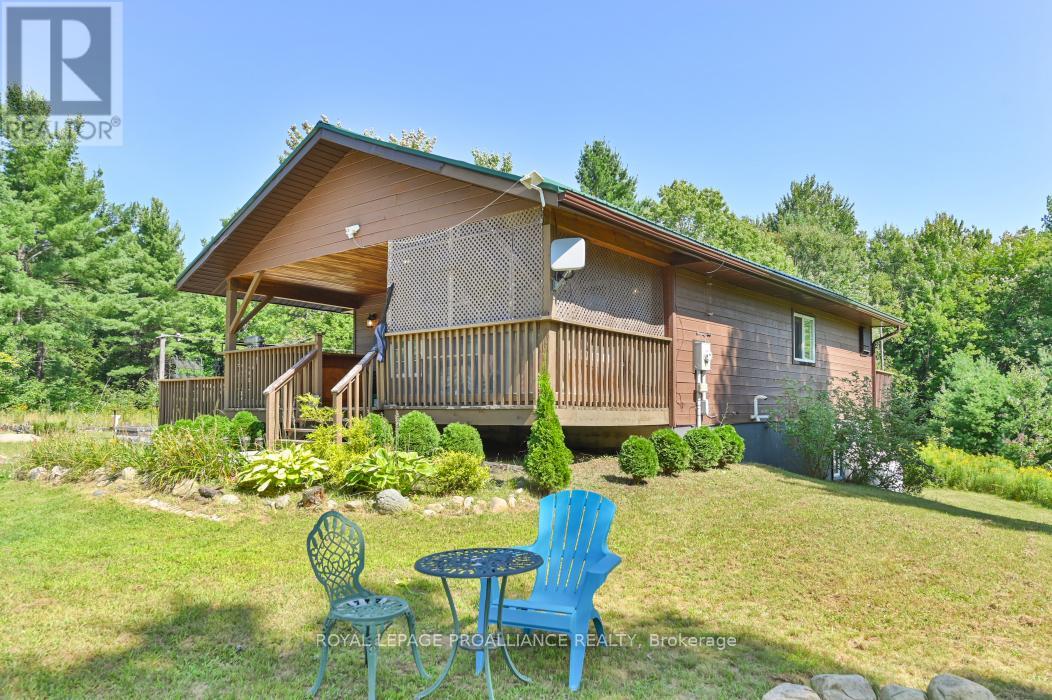 11447 Highway 41, Addington Highlands, Ontario  K0H 1Z0 - Photo 2 - X12381471