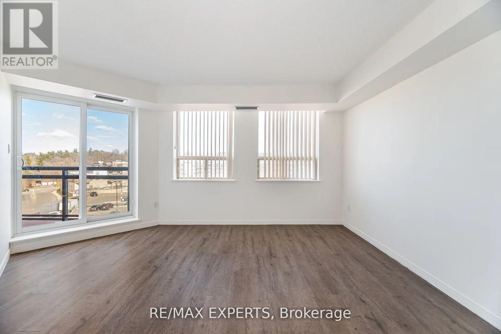 305 - 100 Arbors Lane, Vaughan (West Woodbridge), Ontario  L4L 7G4 - Photo 16 - N12381286