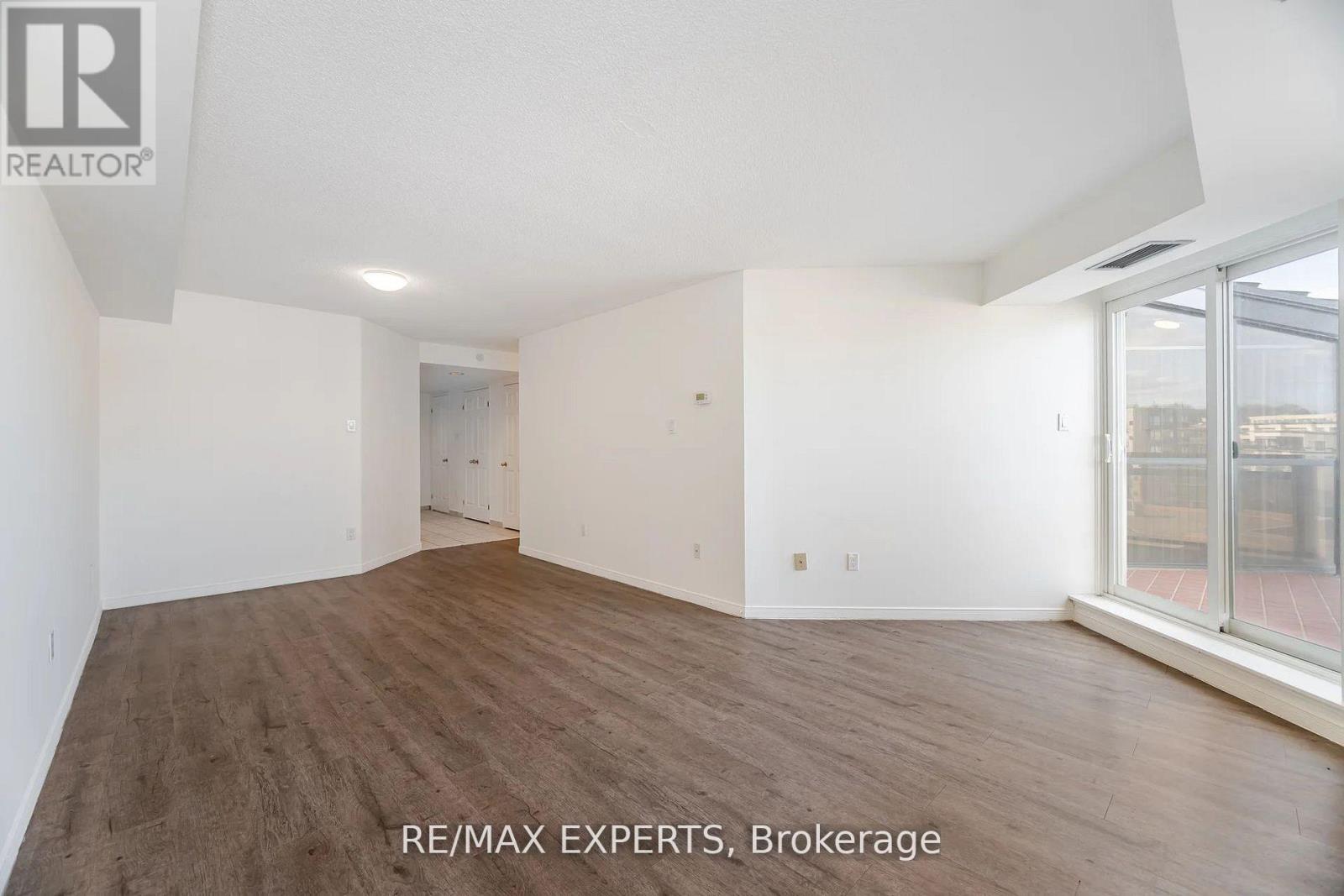 305 - 100 Arbors Lane, Vaughan (West Woodbridge), Ontario  L4L 7G4 - Photo 18 - N12381286