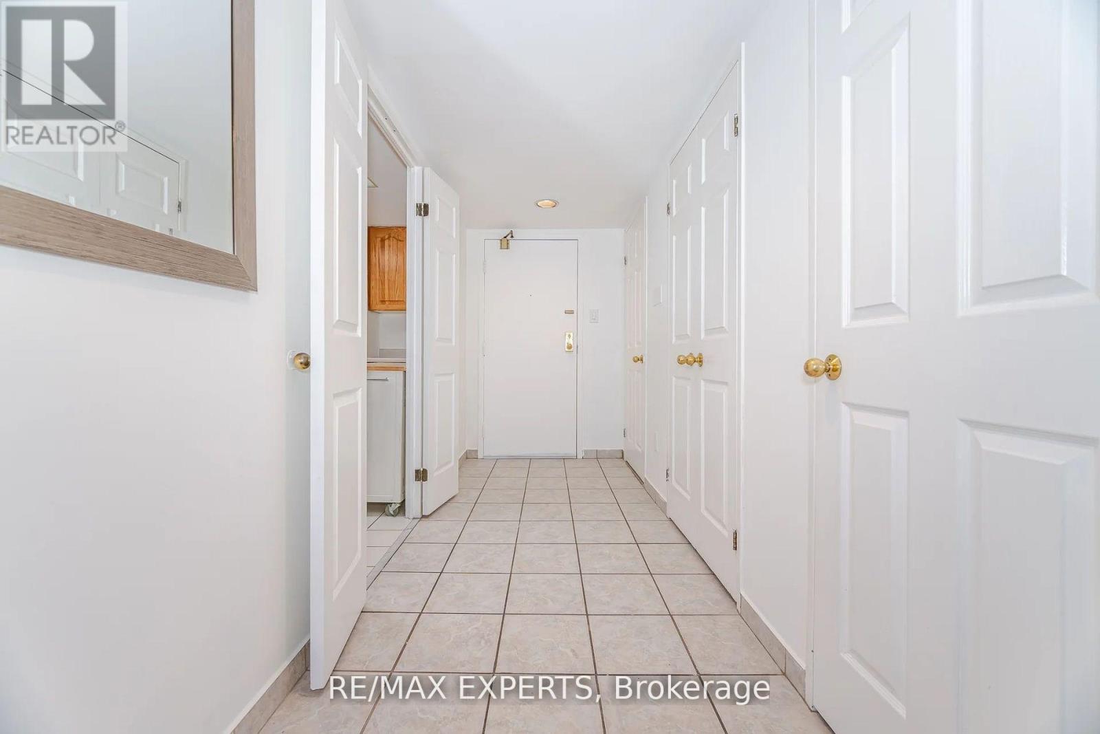 305 - 100 Arbors Lane, Vaughan (West Woodbridge), Ontario  L4L 7G4 - Photo 7 - N12381286