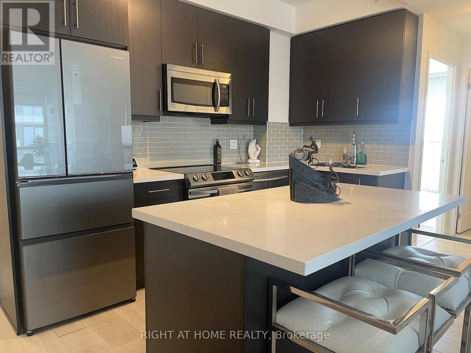 Lph09 - 75 Oneida Crescent, Richmond Hill, Ontario  L4B 0H3 - Photo 4 - N12381365