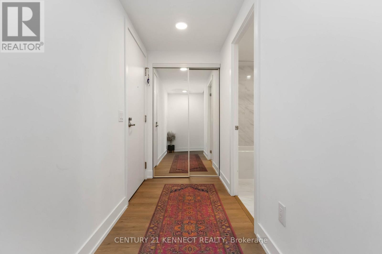 722 - 9 Clegg Road, Markham, Ontario  L6G 0H3 - Photo 2 - N12381383